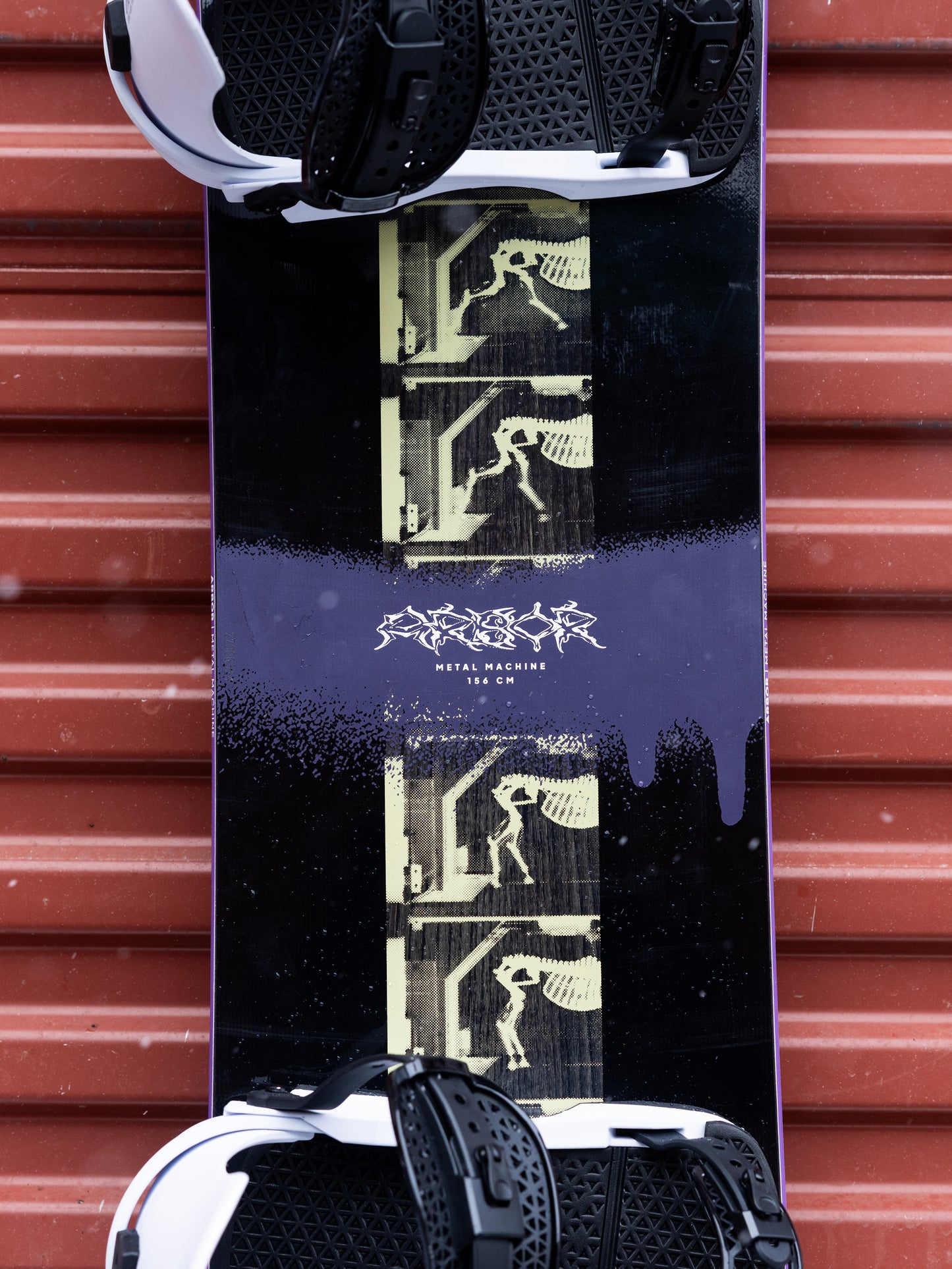 Metal Machine Snowboard